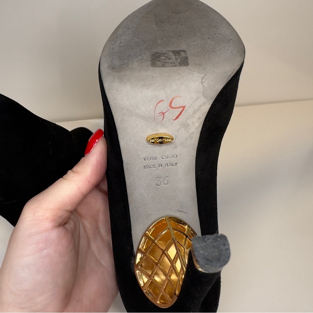 New! SERGIO ROSSI BLACK SUEDE WITH NET GOLDEN DETAIL HEELS SIZE 36 - Picture 12 of 12